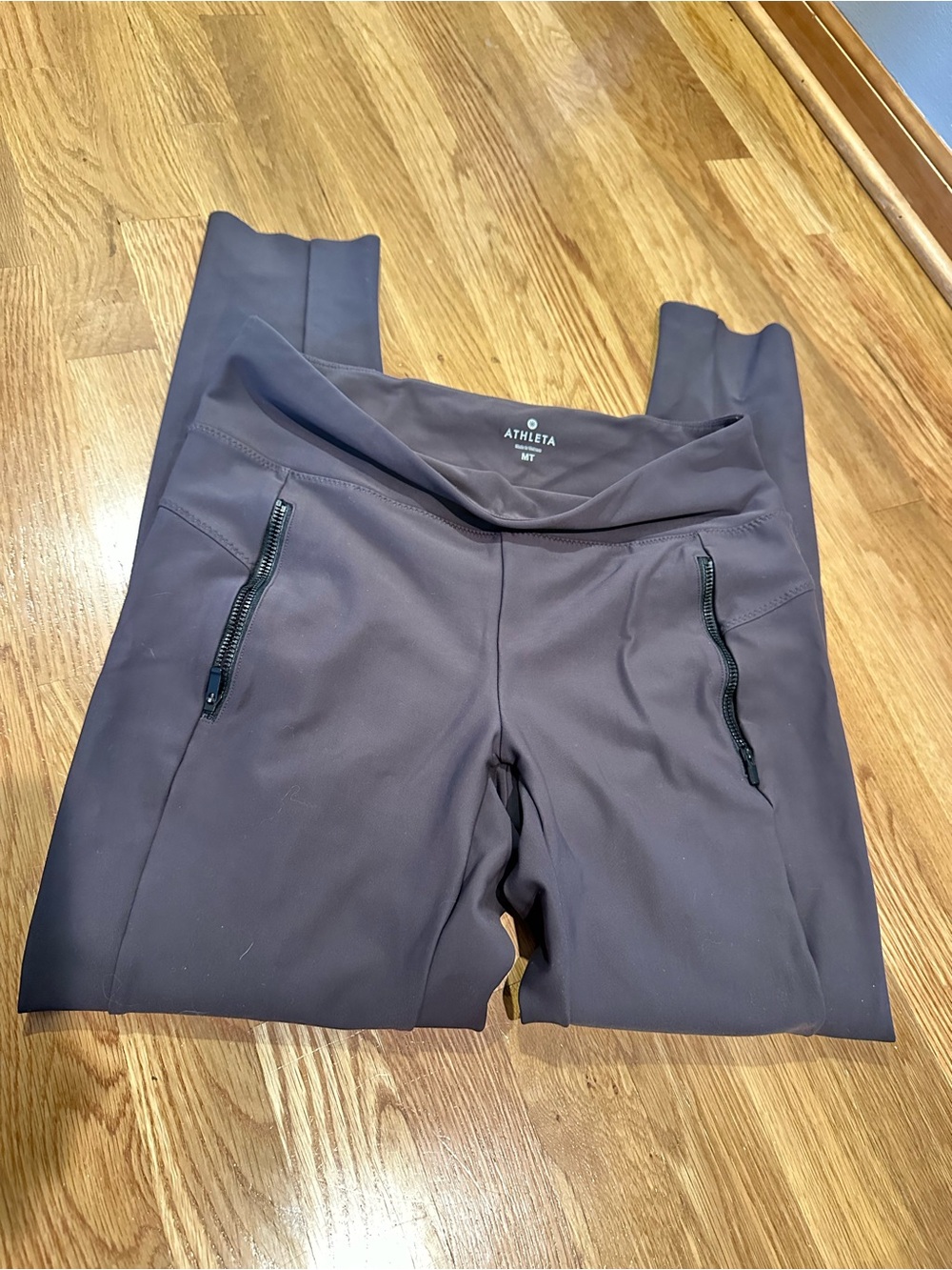 Athleta Stellar Tight Pants | Dark Brown | M Tall